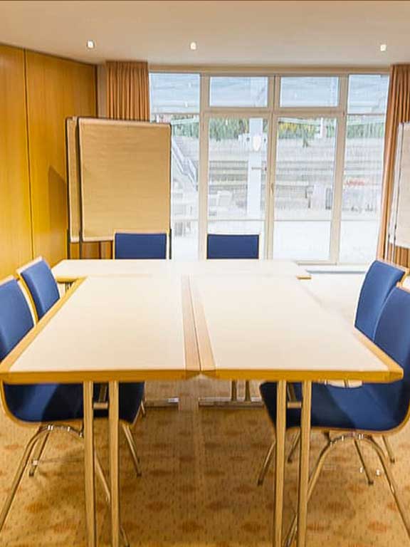 Small meeting room 2